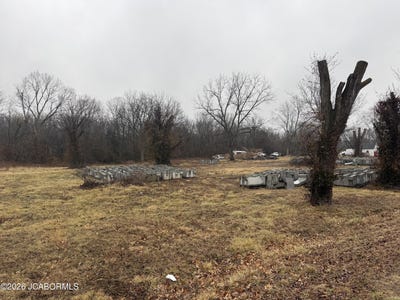 /international/us/210-state-road-ae-new-bloomfield-mo-110105858597/
