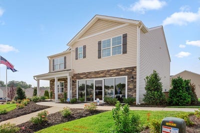 /international/us/3033-middle-creek-lane-greensboro-nc-110101144530/