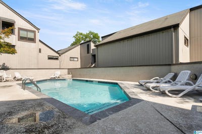 /international/us/3350-altamont-road-birmingham-al-110119731023/
