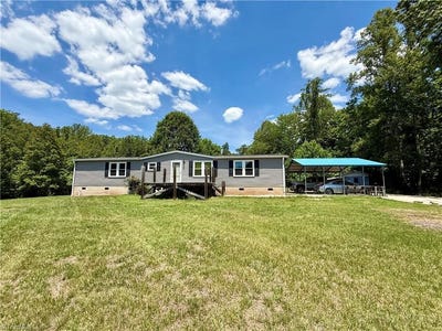 /international/us/1177-stone-mountain-road-stoneville-nc-110108661793/