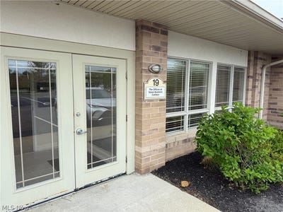 /international/us/31320-solon-road-solon-oh-110107317620/