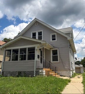 /international/us/1122-17th-street-rockford-il-110109002734/