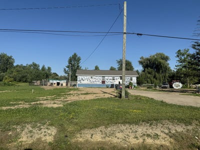 /international/us/21679-m-140-south-haven-mi-110101210630/