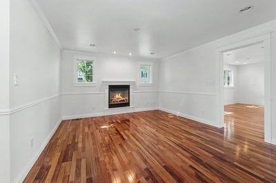 /international/us/250-chelmsford-st-chelmsford-ma-110107746251/