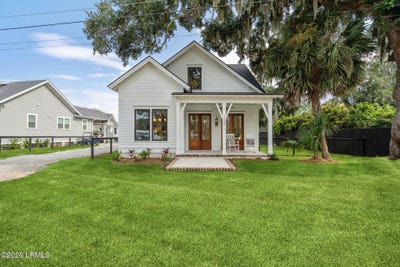 /international/us/705-14th-street-port-royal-sc-110109661767/