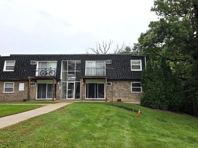 /international/us/10213-s-86th-terrace-palos-hills-il-110120053436/
