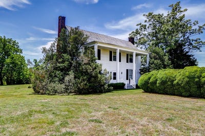 /international/us/129-lawyers-road-red-house-va-110108118401/