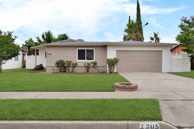 /international/us/1205-rogers-street-madera-ca-110108413257/