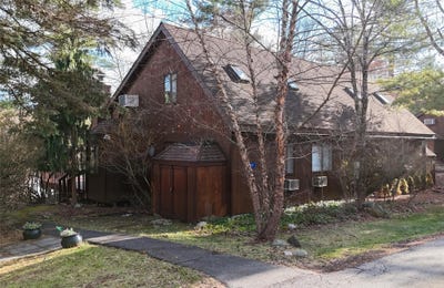 /international/us/20-lakeview-terrace-monticello-ny-110099263337/