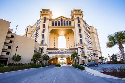 /international/us/100-n-beach-blvd-north-myrtle-beach-sc-110108469961/