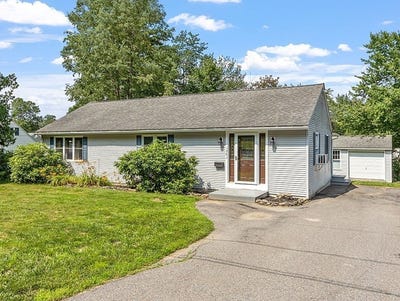 /international/us/156-euclid-st-gardner-ma-110101088006/