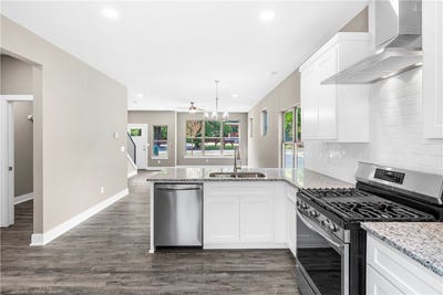 /international/us/978-w-holly-street-fayetteville-ar-110101456118/