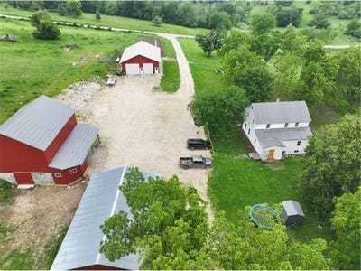 /international/us/13824-371st-avenue-canton-twp-mn-110098021070/?lang=zh-cn