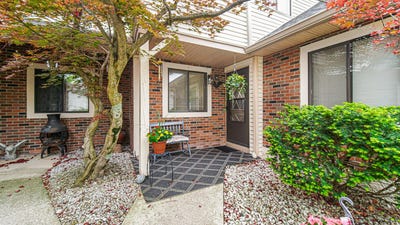 /international/us/2105-tupelo-lane-chesterton-in-110108078985/