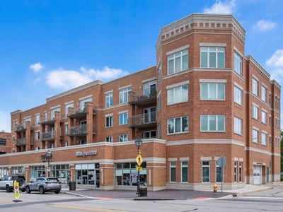 /international/us/1-s-lincoln-avenue-lombard-il-110108751452/