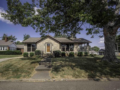 /international/us/15-e-fletchall-street-poseyville-in-110119924874/