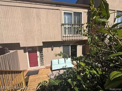 /international/us/804-s-oak-brook-ridge-drive-rochester-hills-mi-110108253755/