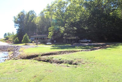 /international/us/31-pear-lane-murphy-nc-110120017783/