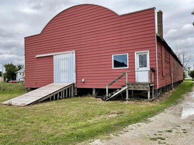 /international/us/214-n-carpenter-street-sumner-ia-110110304284/