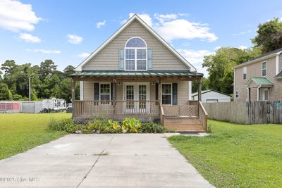 /international/us/149-lee-street-holly-ridge-nc-110099986815/?lang=en