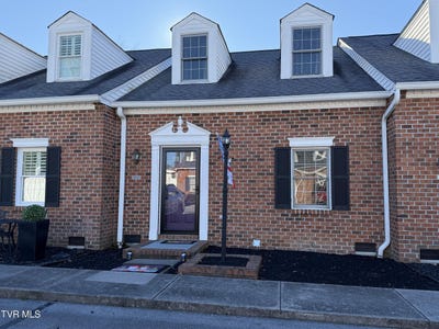 /international/us/521-hickory-road-bristol-tn-110101530124/