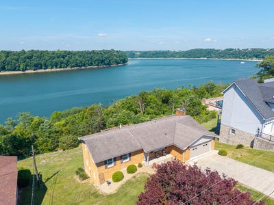 /international/us/235-lakeview-drive-somerset-ky-110108139748/