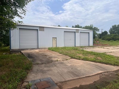 /international/us/309-n-8th-street-seminole-ok-110109039932/