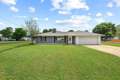/international/us/405-w-3rd-street-anna-tx-110107457344/