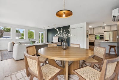 /international/us/218-washington-avenue-portland-me-110100726834/