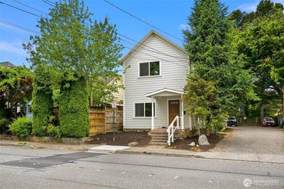 /international/us/1609-f-street-bellingham-wa-110100445412/
