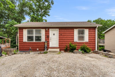 /international/us/209-blunk-terrace-forsyth-mo-110107846830/