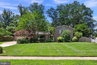 /international/us/9210-cherrytree-dr-alexandria-va-110100481190/