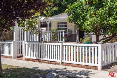 /international/us/4427-vantage-ave-studio-city-ca-110108805164/
