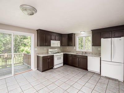 /international/us/90a-loxwood-st-worcester-ma-110108664282/