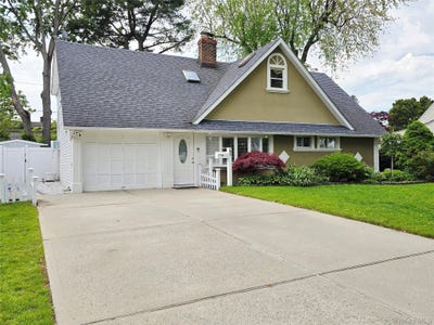 /international/us/52-mist-lane-westbury-ny-110108425390/