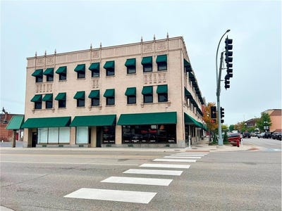 /international/us/605-laurel-street-brainerd-mn-110103068259/