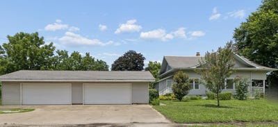 /international/us/605-south-street-stockton-mo-110108946331/