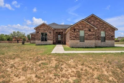 /international/us/407-sw-broadway-st-coahoma-tx-110108065872/