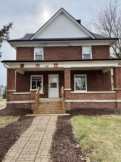 /international/us/1128-19th-street-monroe-wi-110103170421/