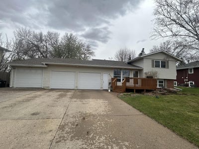/international/us/610-ne-19th-avenue-aberdeen-sd-110103954585/