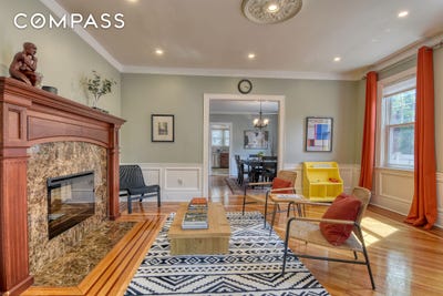 /international/us/232-maple-street-brooklyn-ny-110098959084/