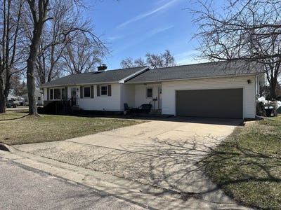 /international/us/1140-dewey-street-wisconsin-rapids-wi-110107030636/