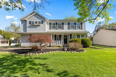 /international/us/8095-s-huron-river-drive-york-twp-mi-110108771619/