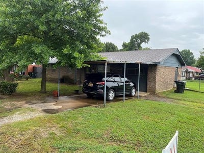 /international/us/201-ne-18th-avenue-durant-ok-110100696294/