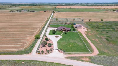 /international/us/10932-county-road-495-hawley-tx-110107662241/