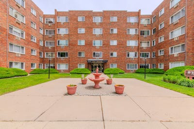 /international/us/222-madison-street-joliet-il-110108171862/