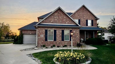/international/us/4015-w-crimson-road-dunlap-il-110108958487/