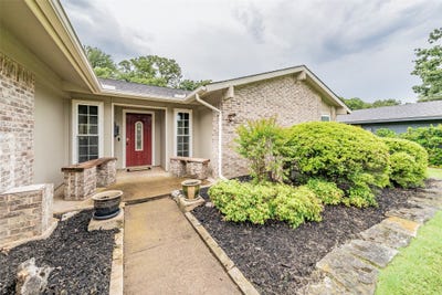 /international/us/303-shelmar-drive-euless-tx-110108947438/