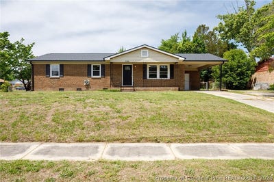 /international/us/5301-lowery-court-fayetteville-nc-110108199853/