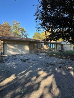 /international/us/3167-52nd-street-se-kentwood-mi-110120118565/